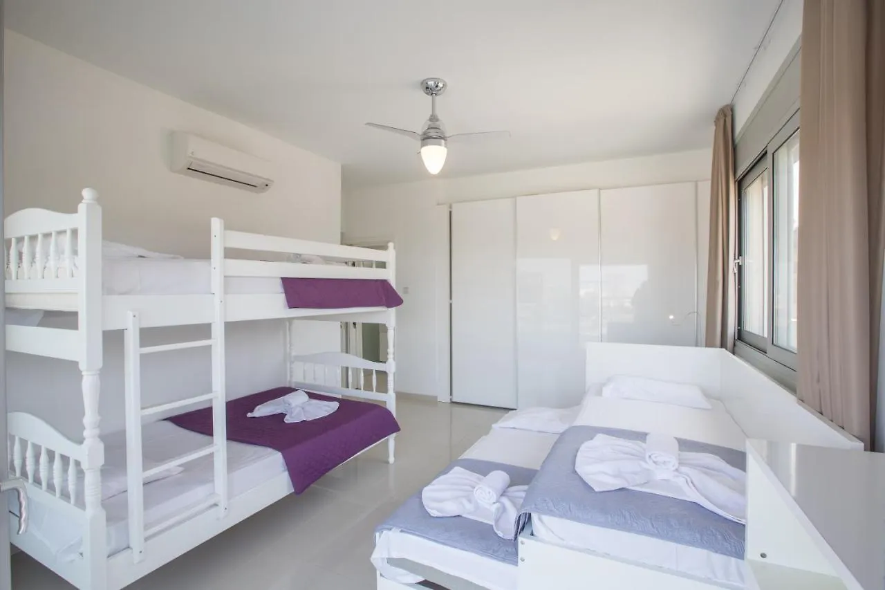 Villa Gardenia Protaras 0*,
